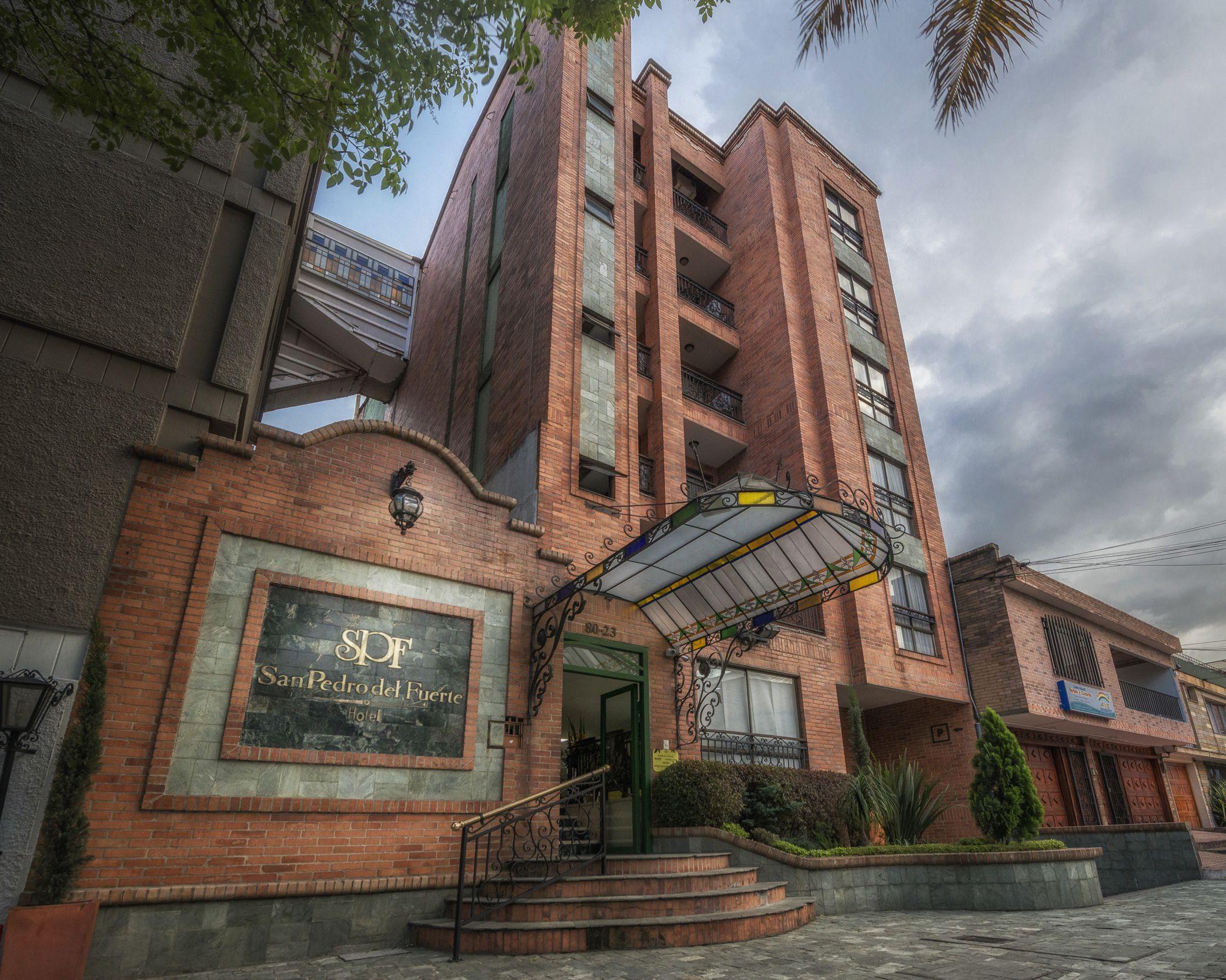 Hotel San Pedro Del Fuerte Medellín Buitenkant foto