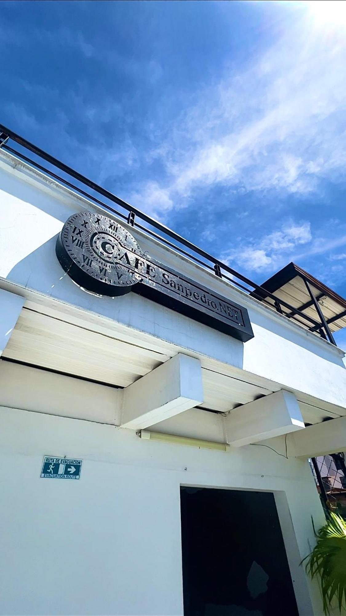 Hotel San Pedro Del Fuerte Medellín Buitenkant foto